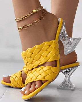 Sandália de Luxo com Saltinho Pirâmide Transparente - Lara